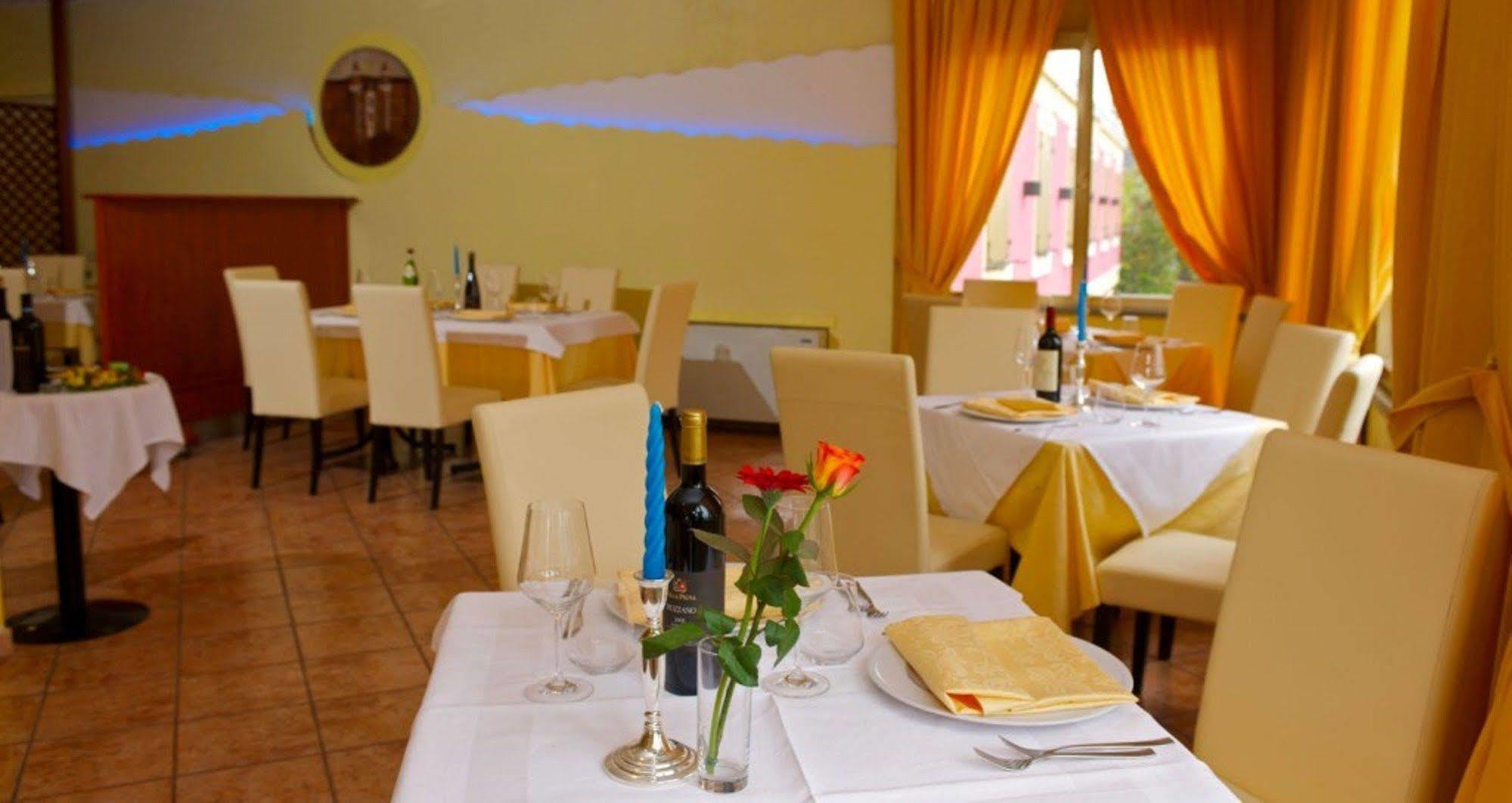 Hotel La Meridiana Urbino Exteriér fotografie