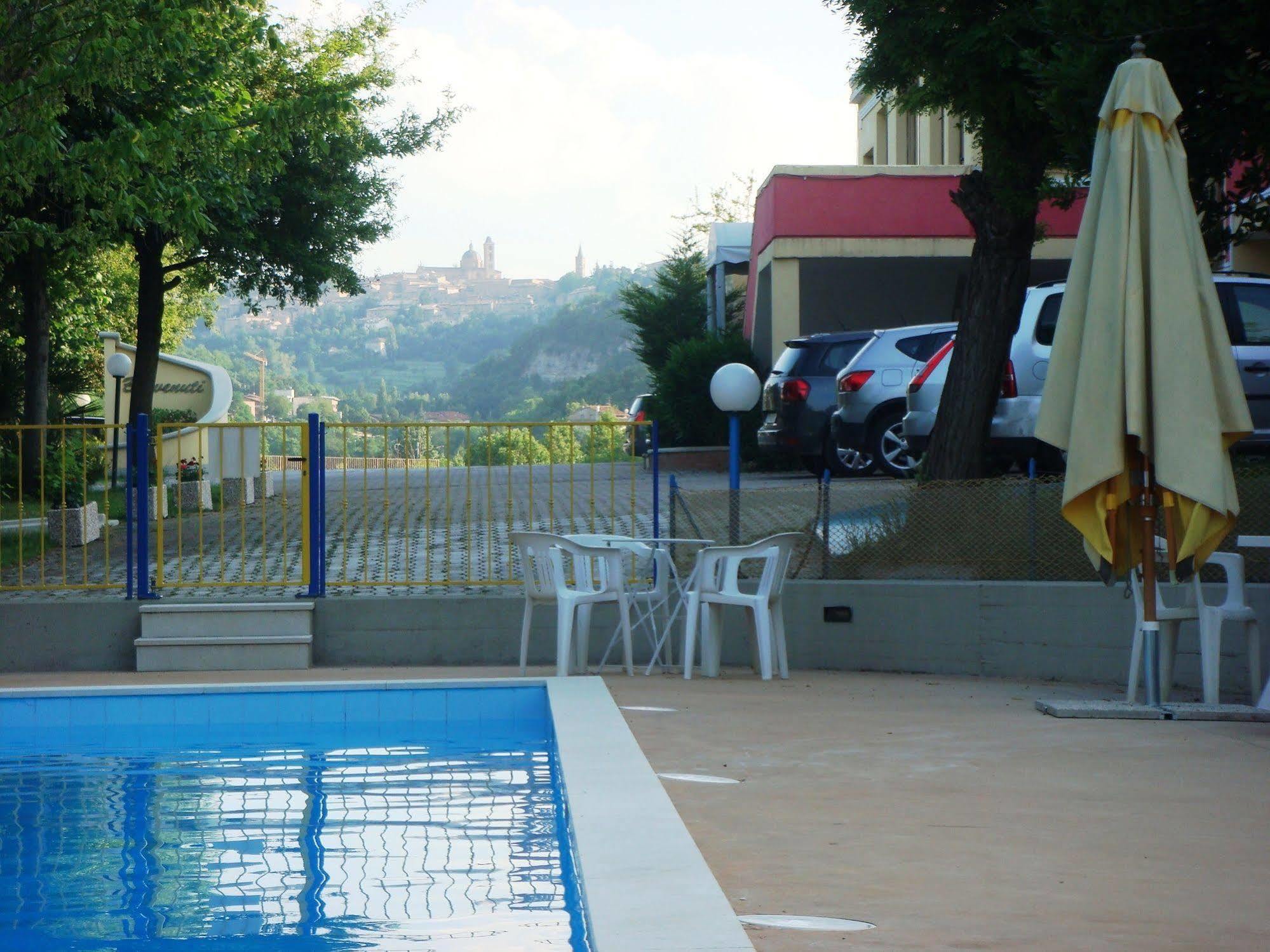 Hotel La Meridiana Urbino Exteriér fotografie