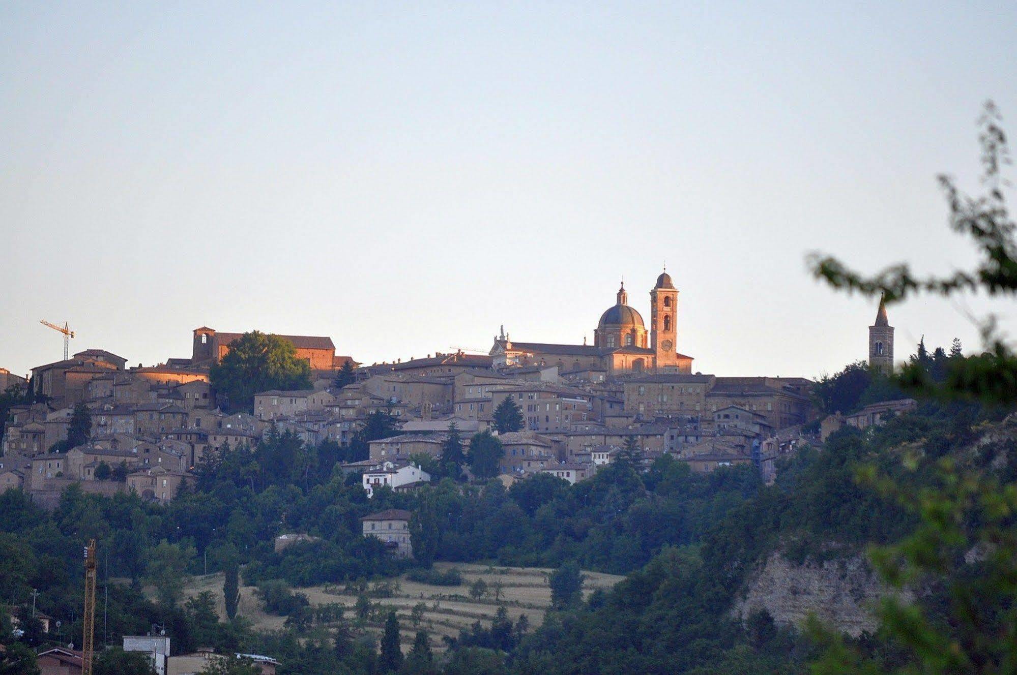 Hotel La Meridiana Urbino Exteriér fotografie